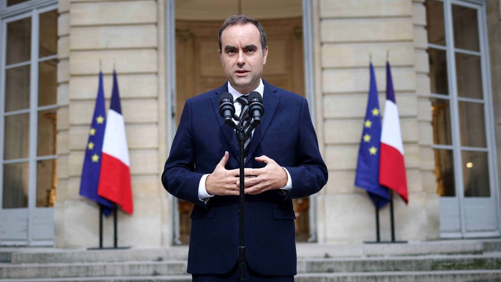 Macron reappoints Sebastien Lecornu as French Prime Minister after sudden resignation sparks political turmoil. 1000122733 1 1024x576